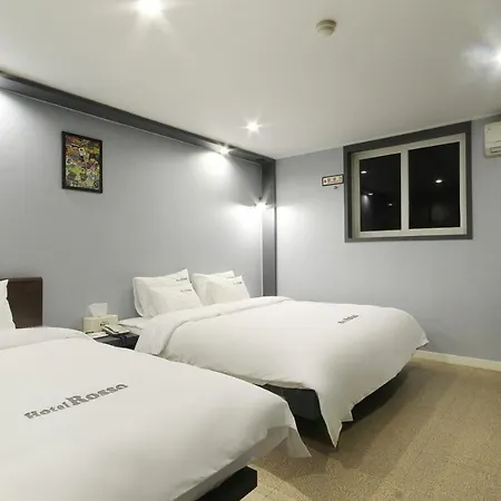 Rosso Hotel
